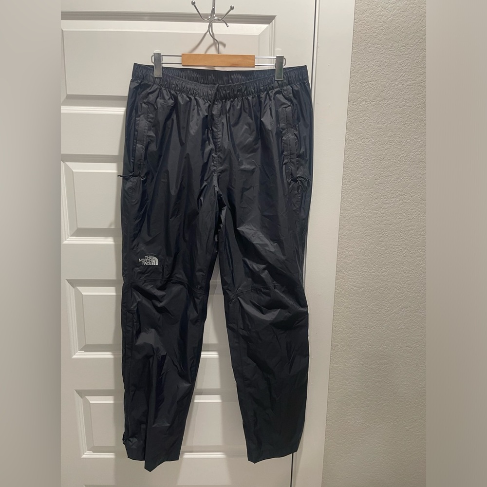 The North Face Mens venture half zip Spell Out Waterproof Rain Pants XL